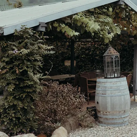 Weingut Spaeter-veit *